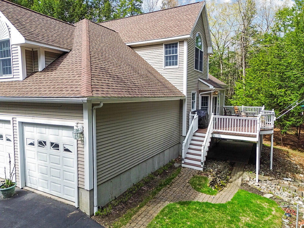 530 Point Drive Mount Vernon ME 04352