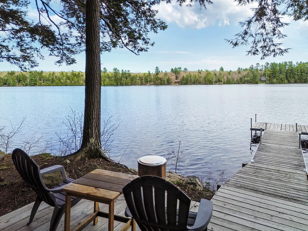 530 Point Drive Mount Vernon ME 04352