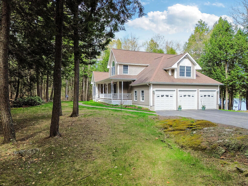 530 Point Drive Mount Vernon ME 04352