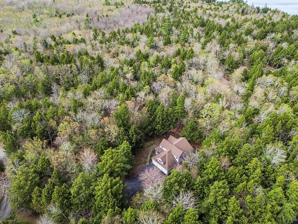 530 Point Drive Mount Vernon ME 04352