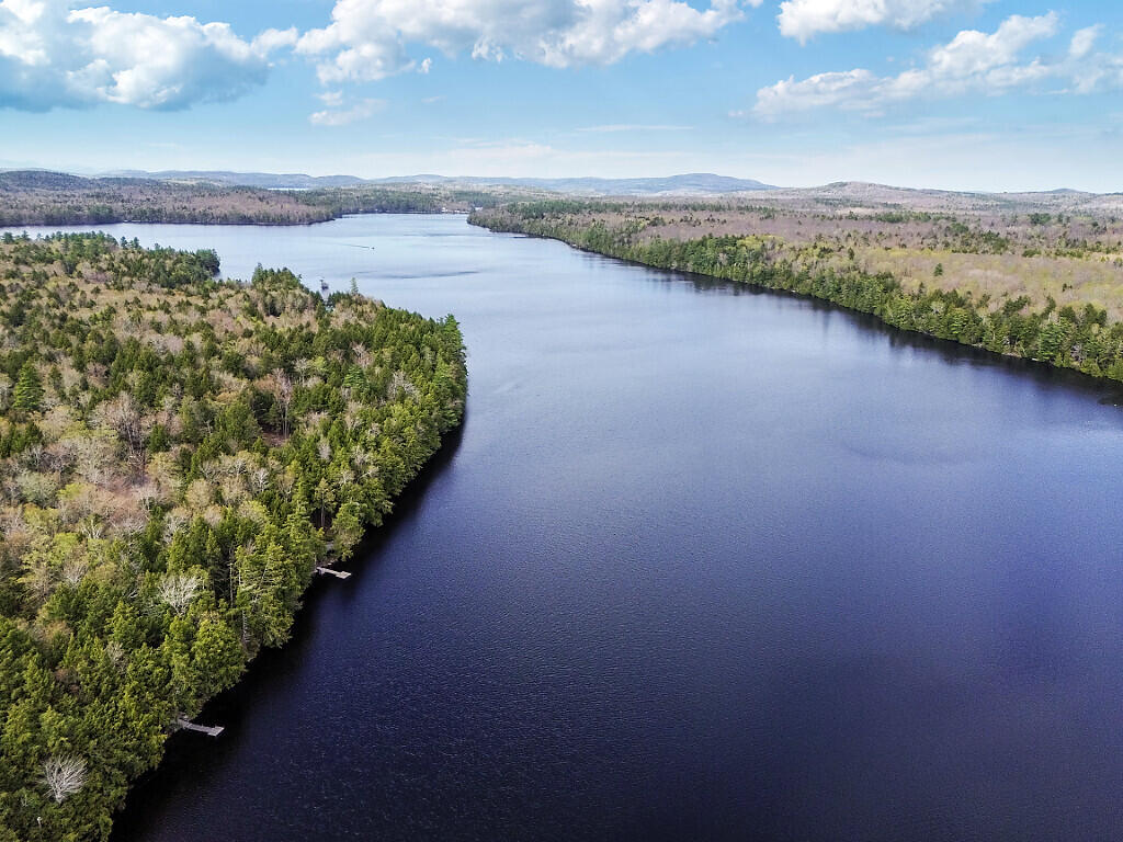 530 Point Drive Mount Vernon ME 04352