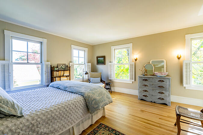 33 Pearl Street Camden ME 04843