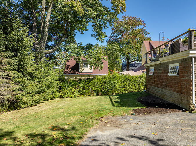 33 Pearl Street Camden ME 04843