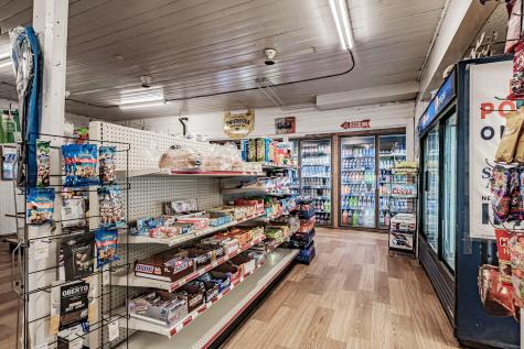 161-163 Main Street Hope ME 04847