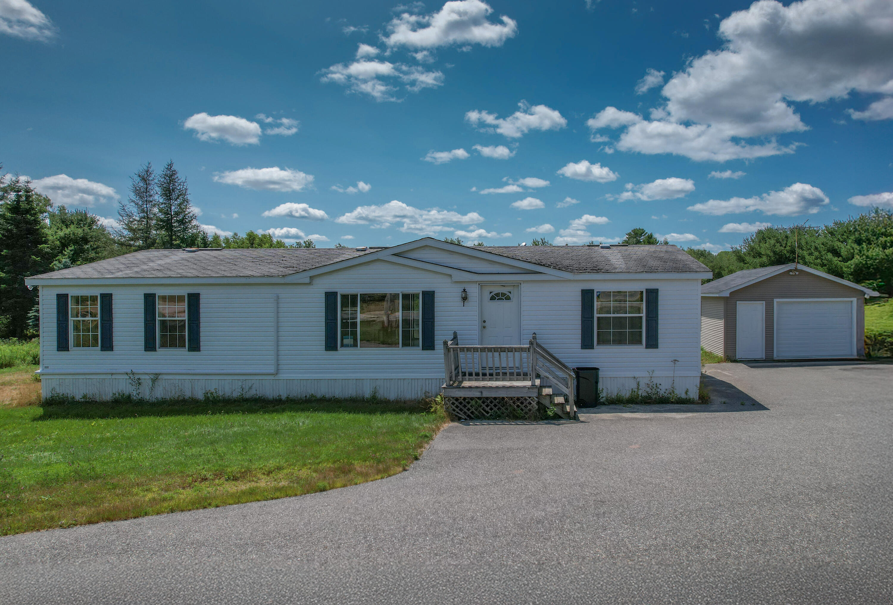 511 North Bend Road Surry ME 04684