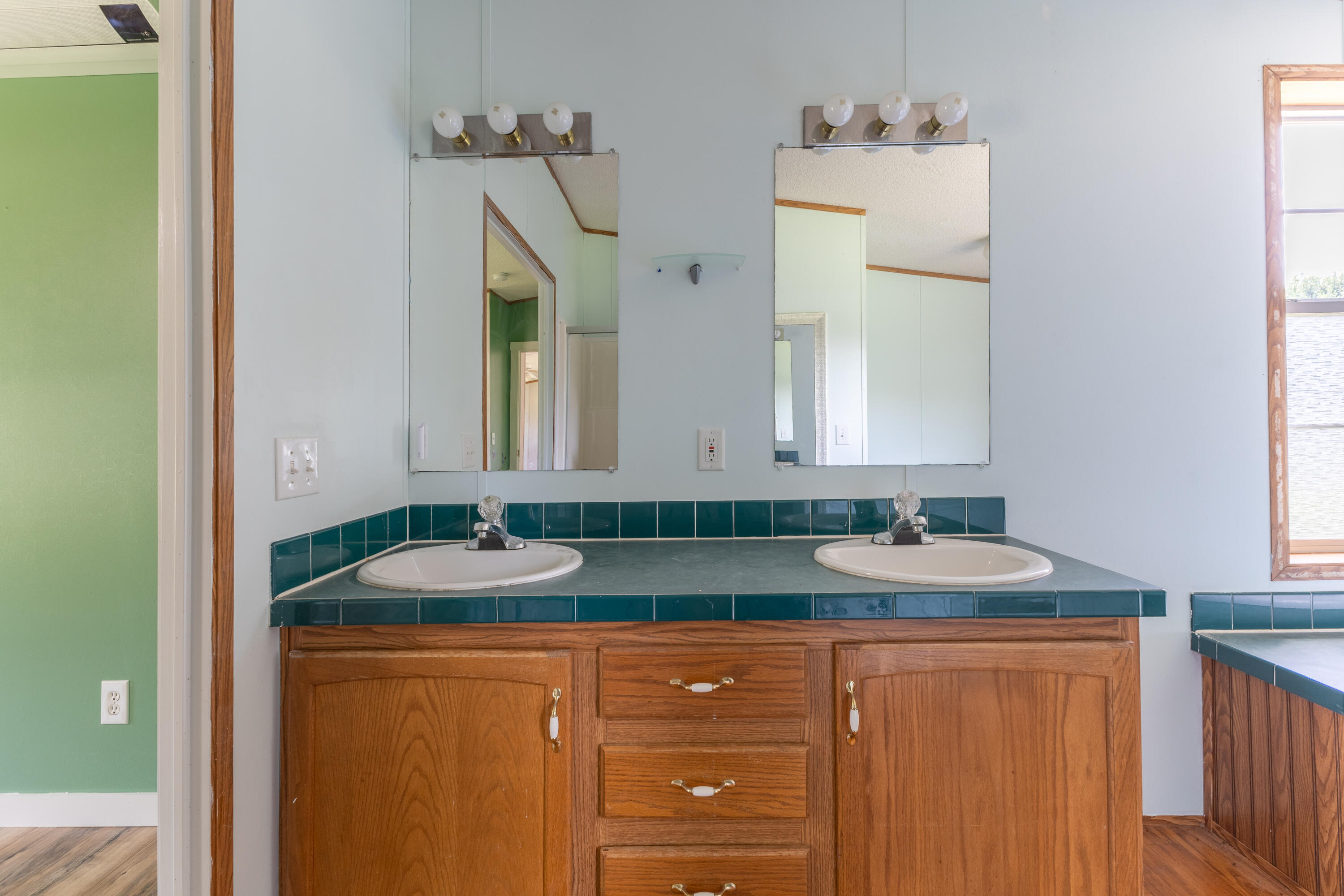 511 North Bend Road Surry ME 04684