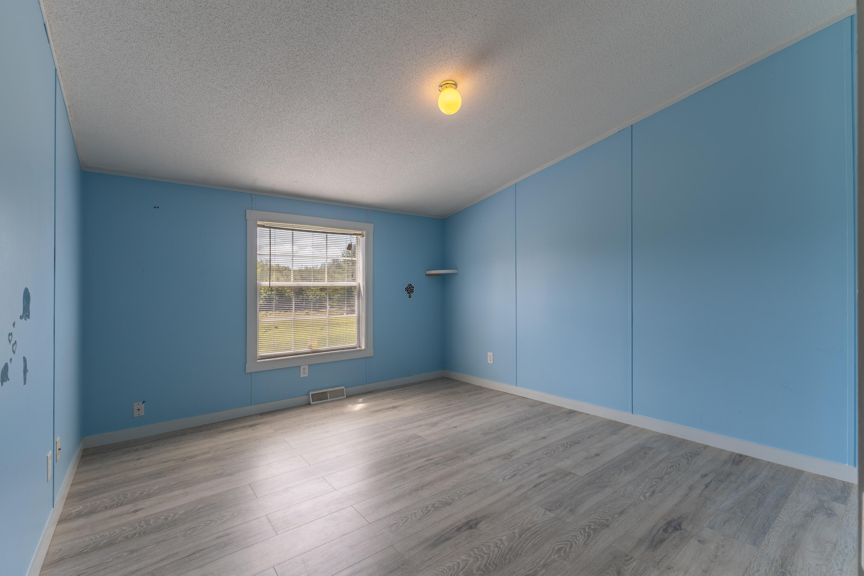 511 North Bend Road Surry ME 04684
