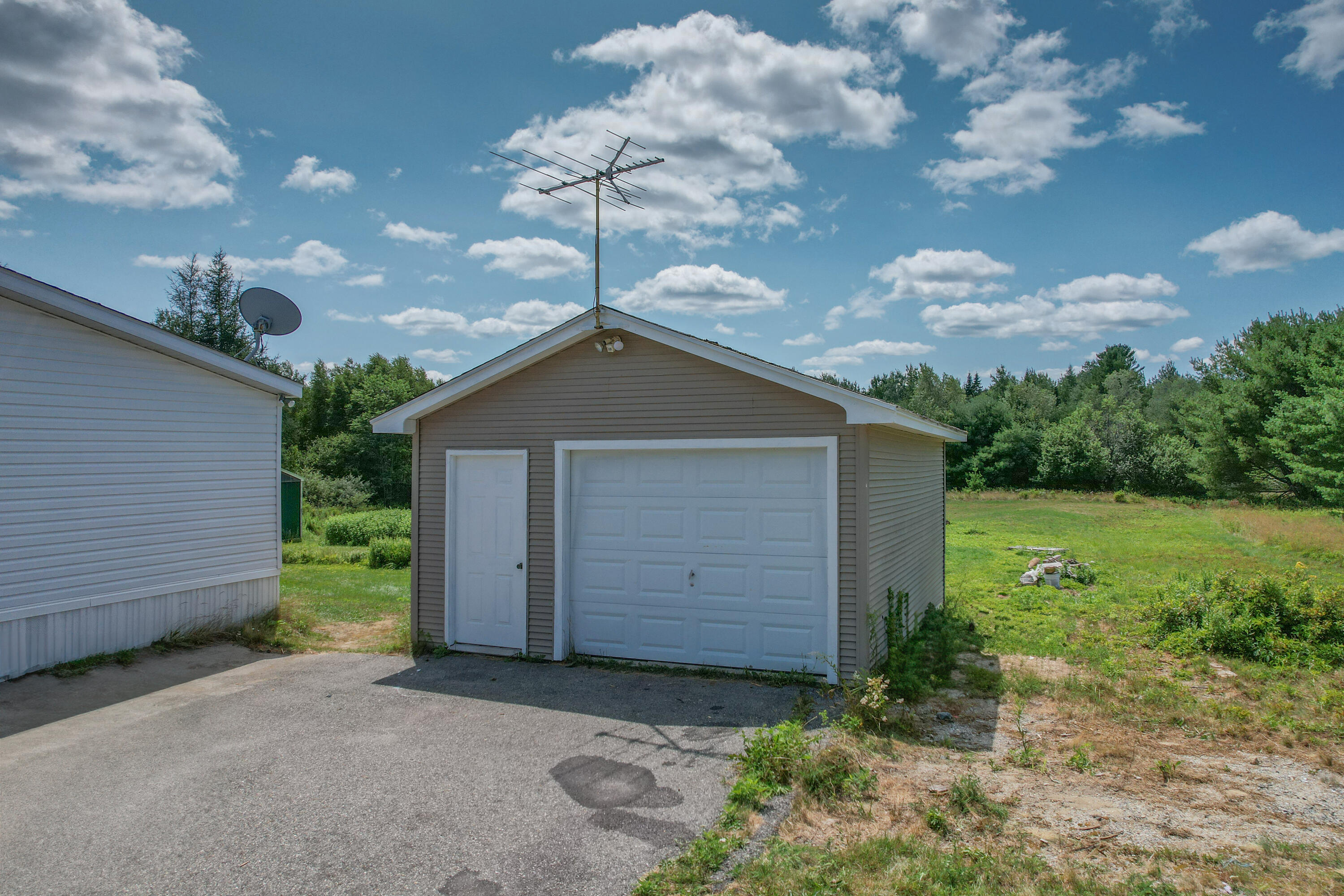 511 North Bend Road Surry ME 04684