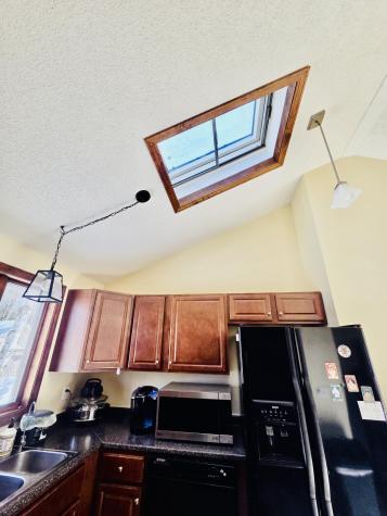 19 Cotta Lane Saint Albans ME 04971