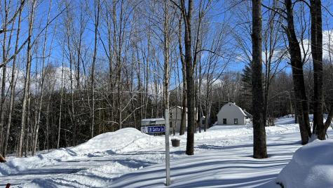 19 Cotta Lane Saint Albans ME 04971