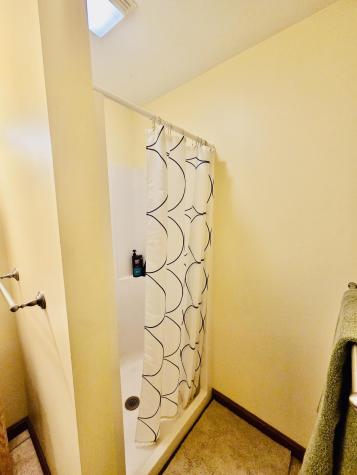 19 Cotta Lane Saint Albans ME 04971