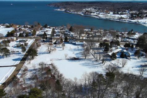 117 Ingraham Drive Owls Head ME 04854