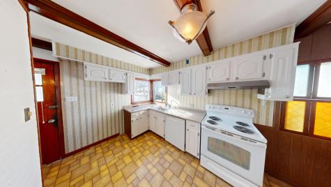 31 Arkwright Avenue Lewiston ME 04240