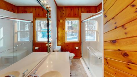 31 Arkwright Avenue Lewiston ME 04240