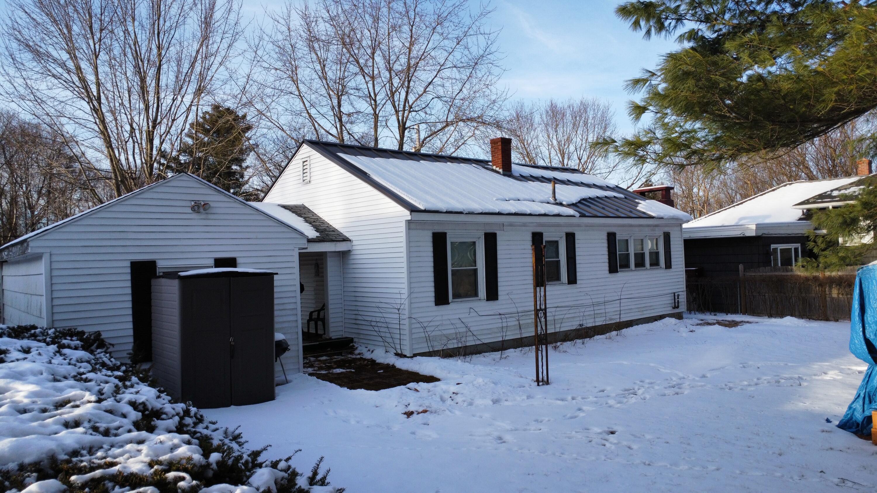 31 Arkwright Avenue Lewiston ME 04240