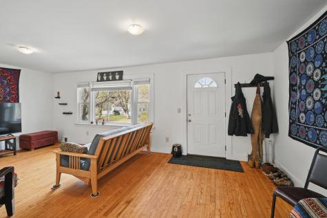 19 Brann Avenue Augusta ME 04330