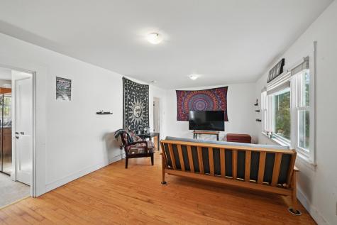 19 Brann Avenue Augusta ME 04330