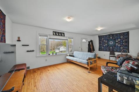 19 Brann Avenue Augusta ME 04330