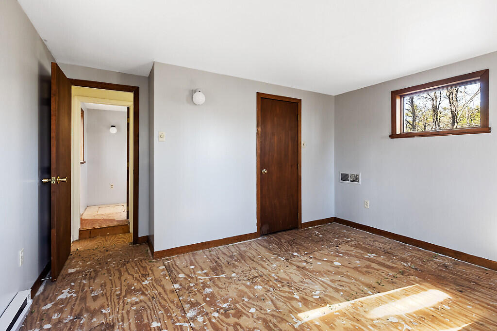 6 Lookout Lane Raymond ME 04071