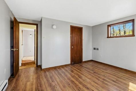 6 Lookout Lane Raymond ME 04071