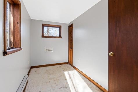 6 Lookout Lane Raymond ME 04071