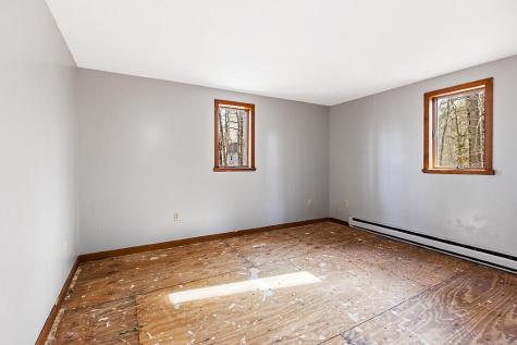 6 Lookout Lane Raymond ME 04071