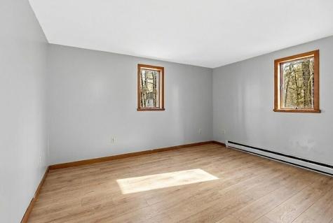 6 Lookout Lane Raymond ME 04071