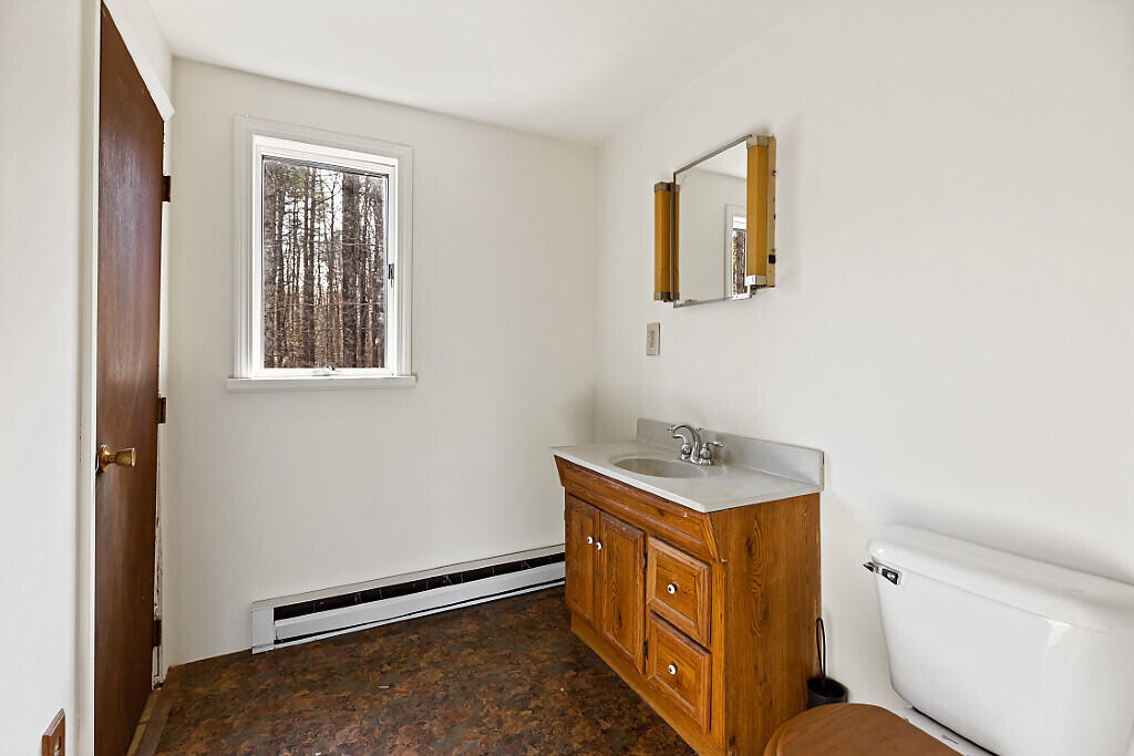 6 Lookout Lane Raymond ME 04071