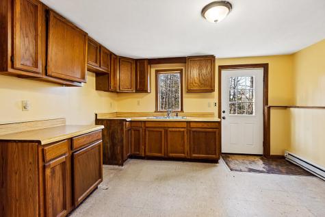 6 Lookout Lane Raymond ME 04071