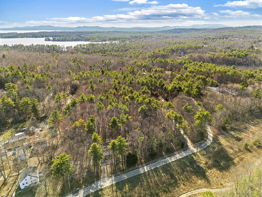 6 Lookout Lane Raymond ME 04071