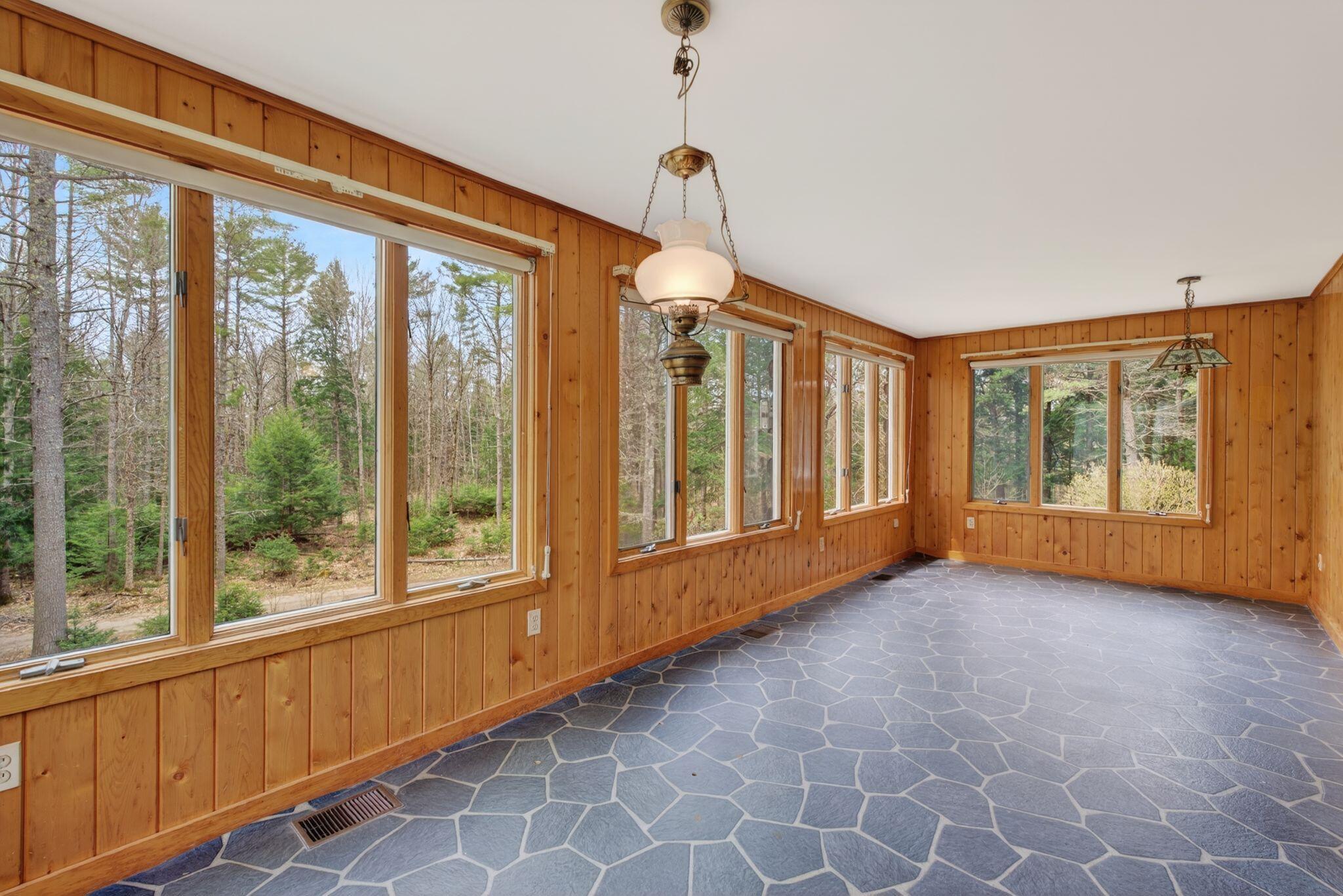52 Ripley Hill Road Sabattus ME 04280