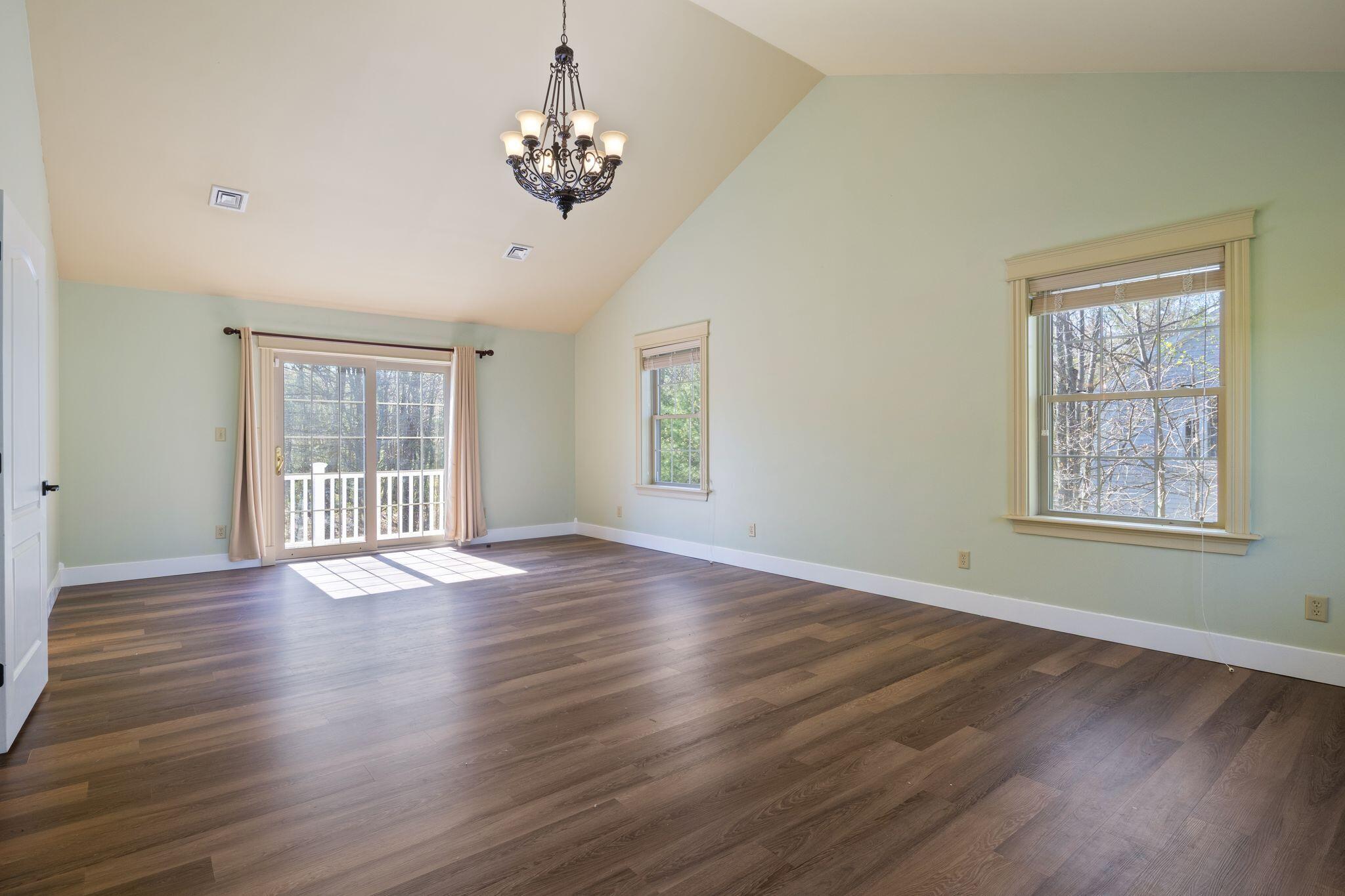 21 Richards Way Saco ME 04072