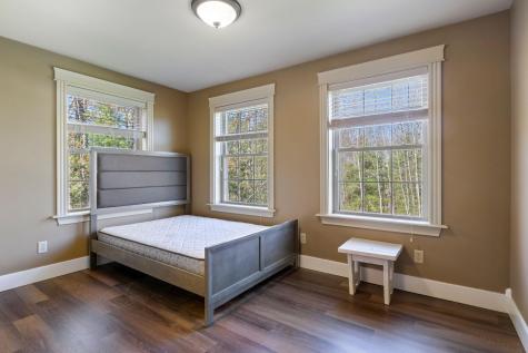 21 Richards Way Saco ME 04072