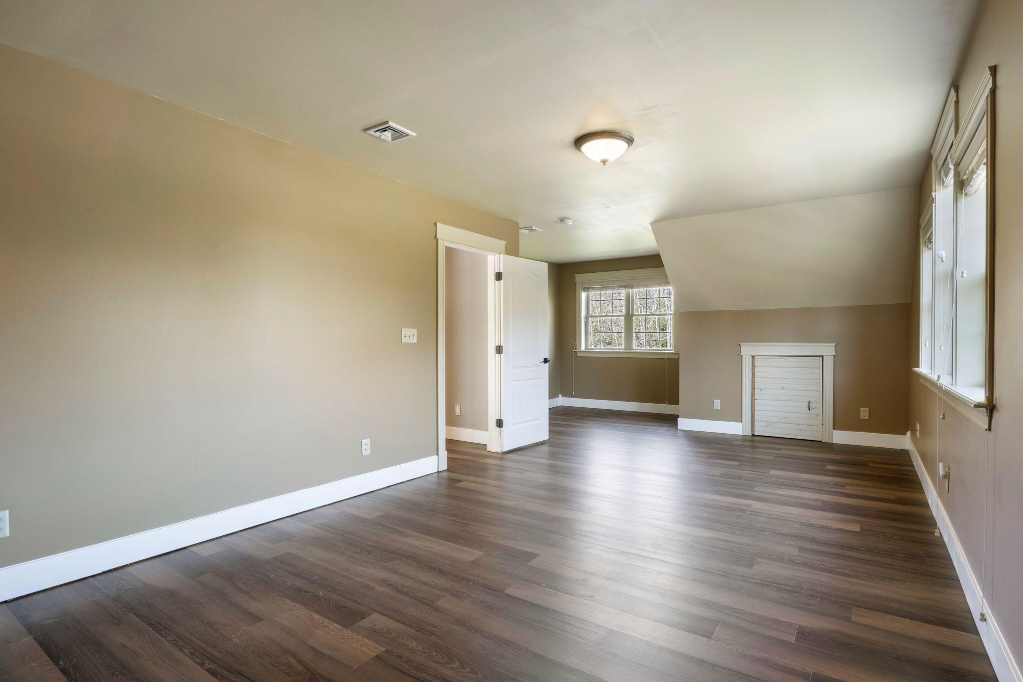 21 Richards Way Saco ME 04072