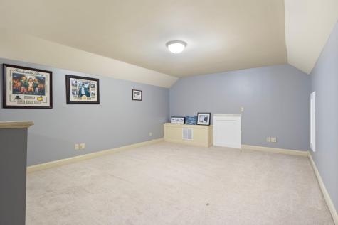 21 Richards Way Saco ME 04072
