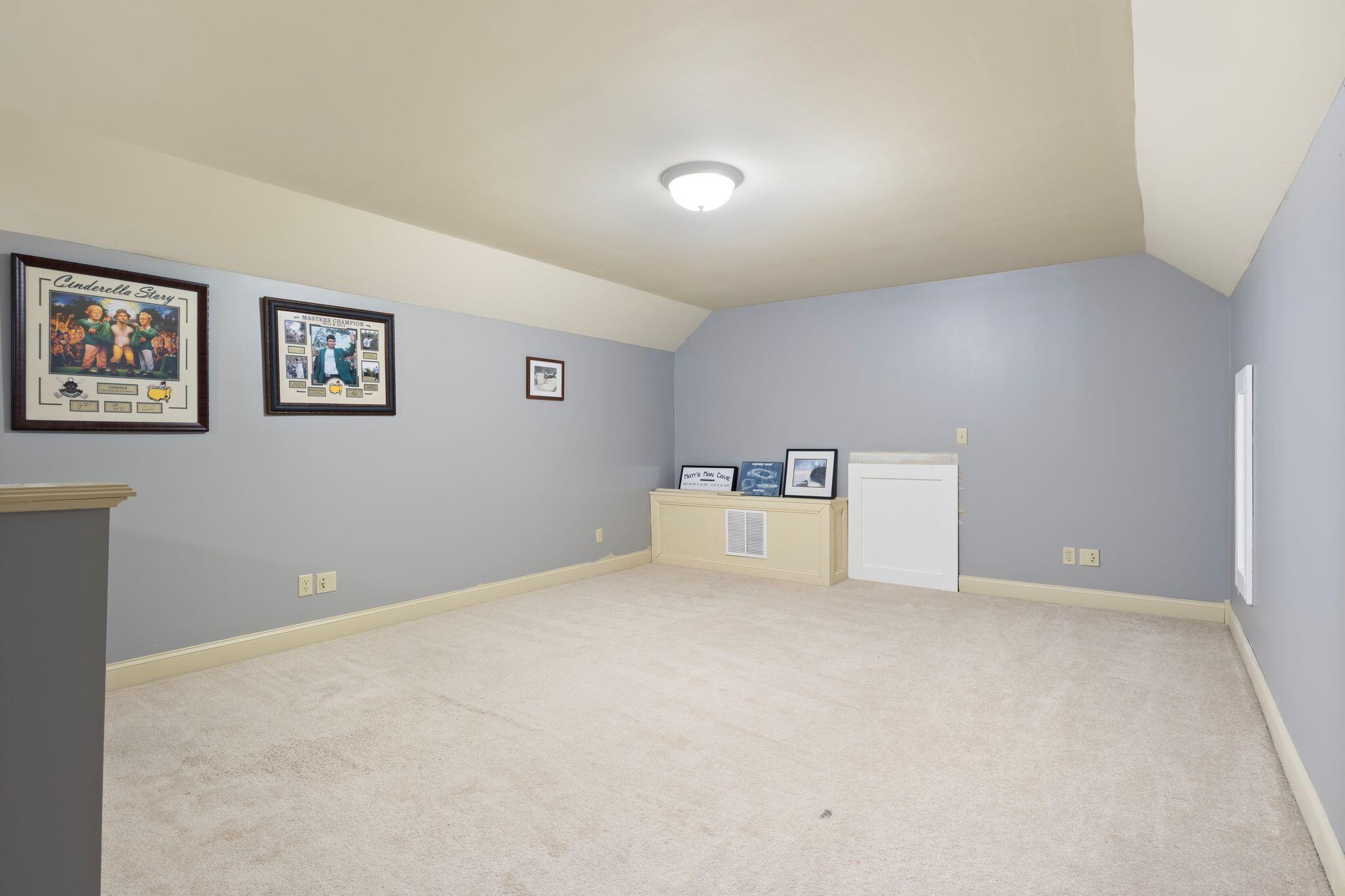 21 Richards Way Saco ME 04072