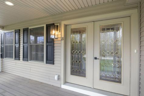 21 Richards Way Saco ME 04072
