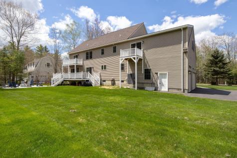 21 Richards Way Saco ME 04072