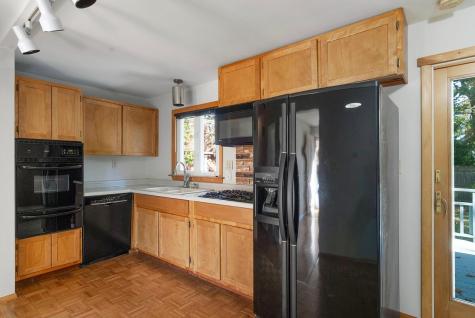 26 Mariette Drive Portsmouth NH 03801