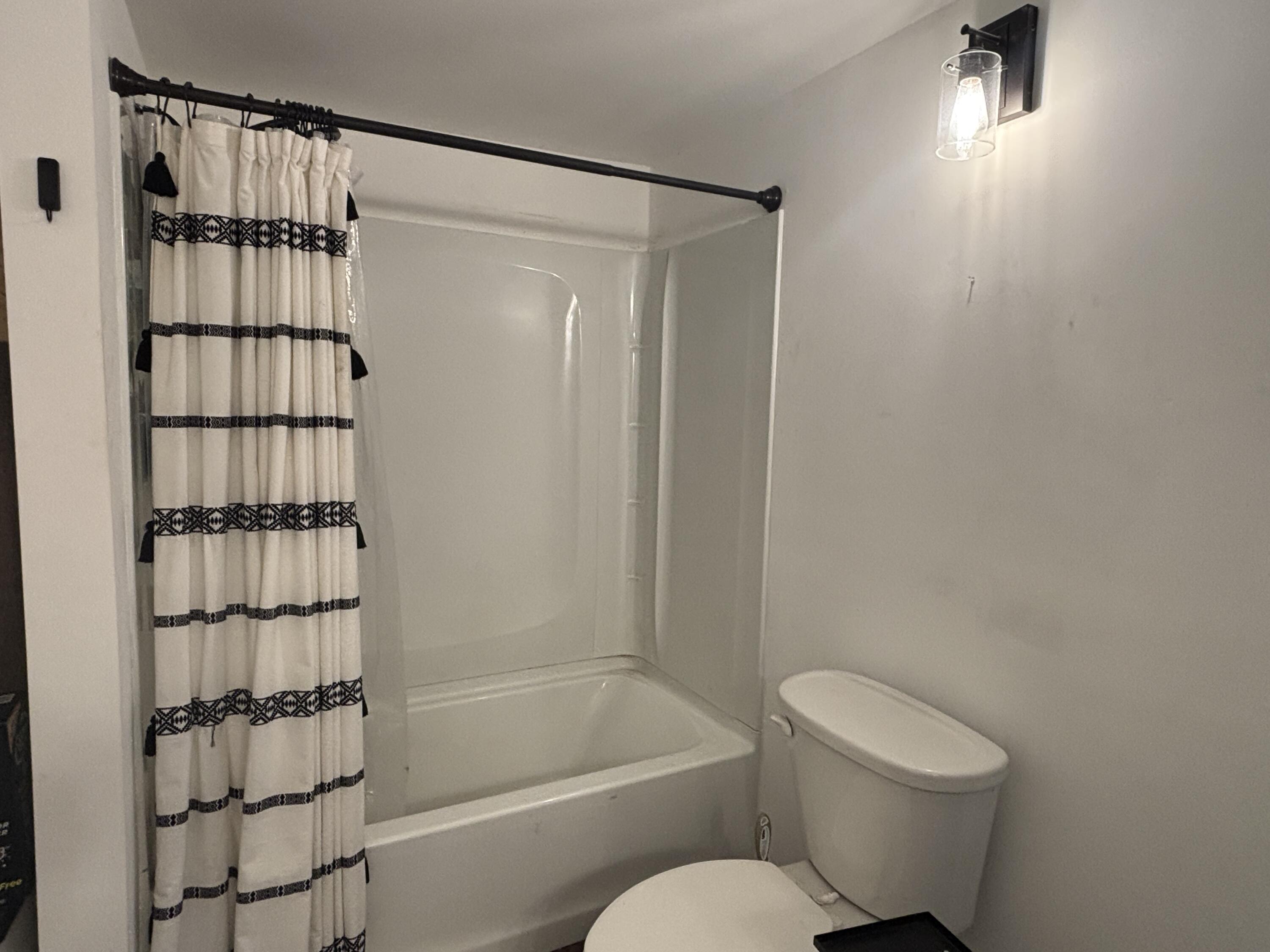 354 Main Road Bradford ME 04410