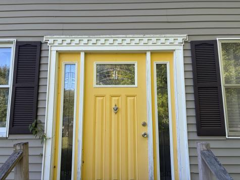 354 Main Road Bradford ME 04410