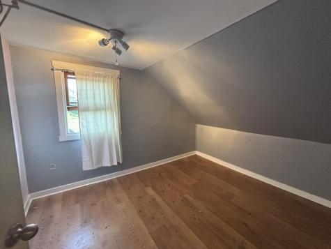 354 Main Road Bradford ME 04410