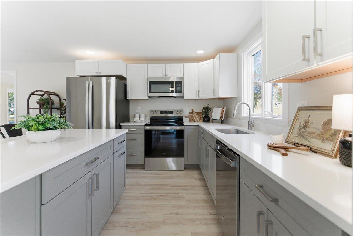 670 Wiscasset Road Boothbay ME 04537