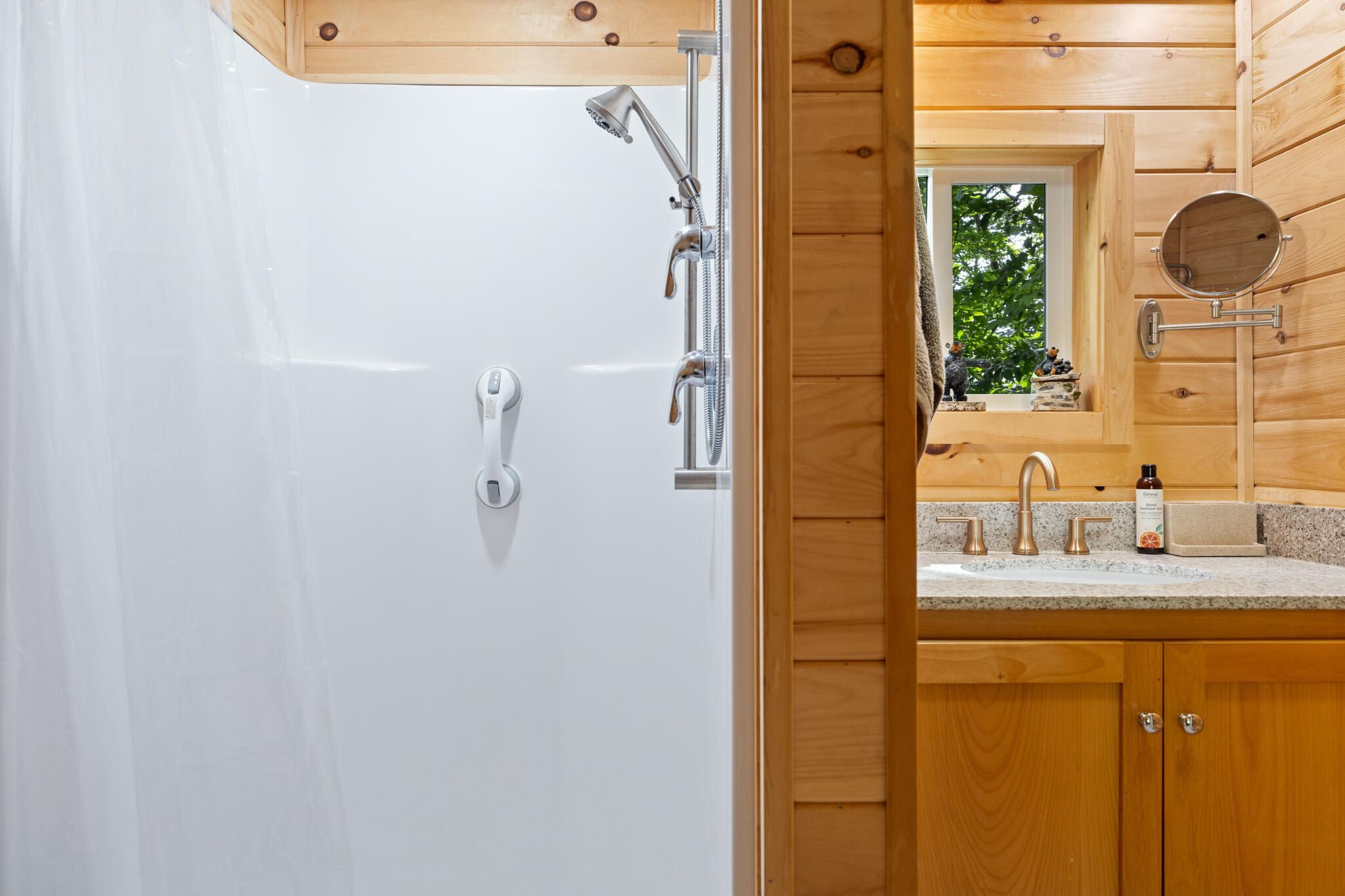 10 Carpenter Place Greenville ME 04441