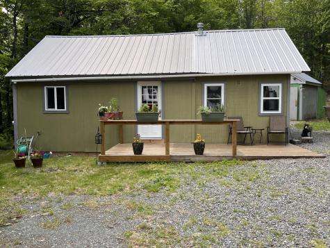 10 Carpenter Place Greenville ME 04441