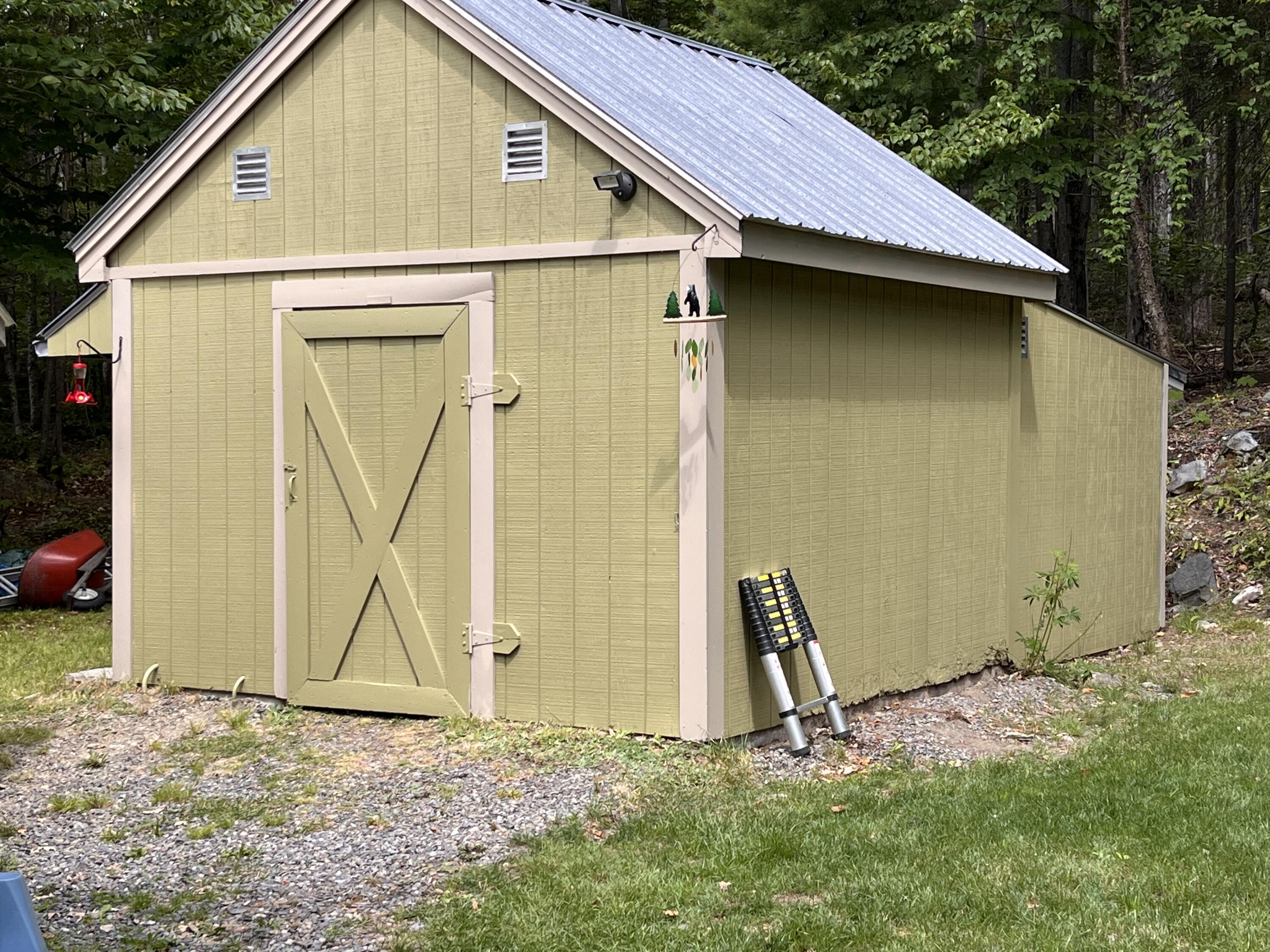 10 Carpenter Place Greenville ME 04441
