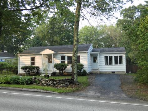 77 Lunt Road Falmouth ME 04105