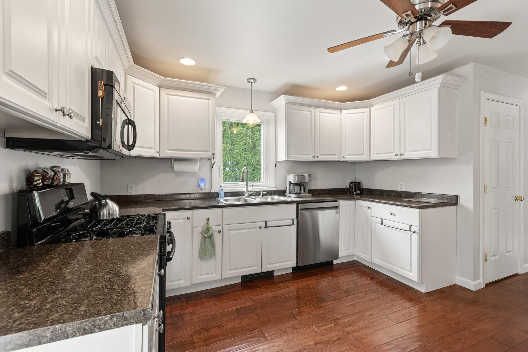 4 Dismukes Street Kittery ME 03904