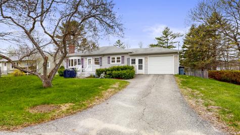 10 Riley Street Lewiston ME 04240