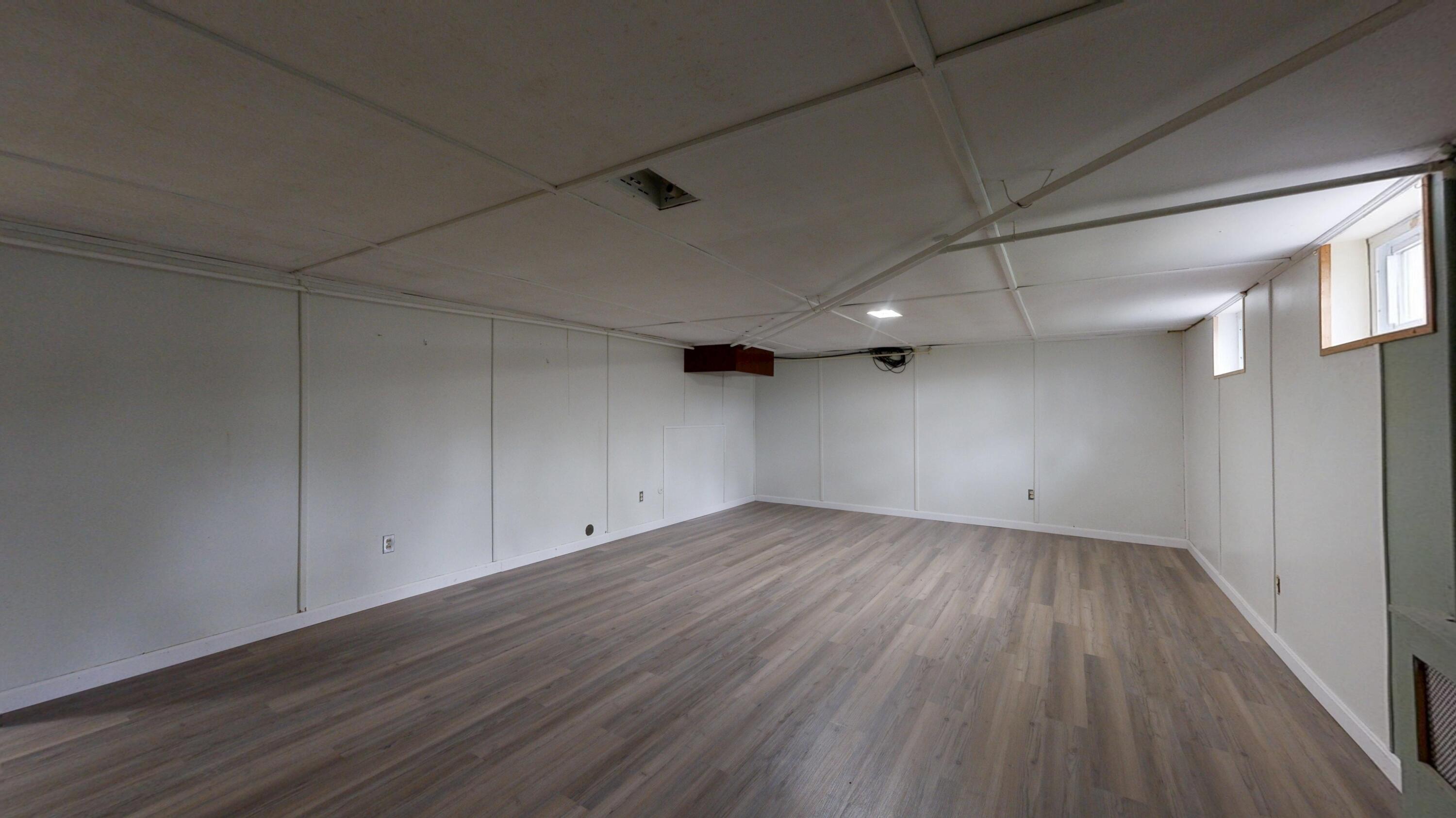 10 Riley Street Lewiston ME 04240